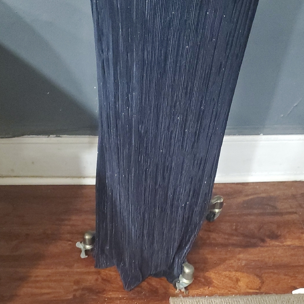 Chic One-Shoulder Navy Midi  Dress - Picture 5 of 15